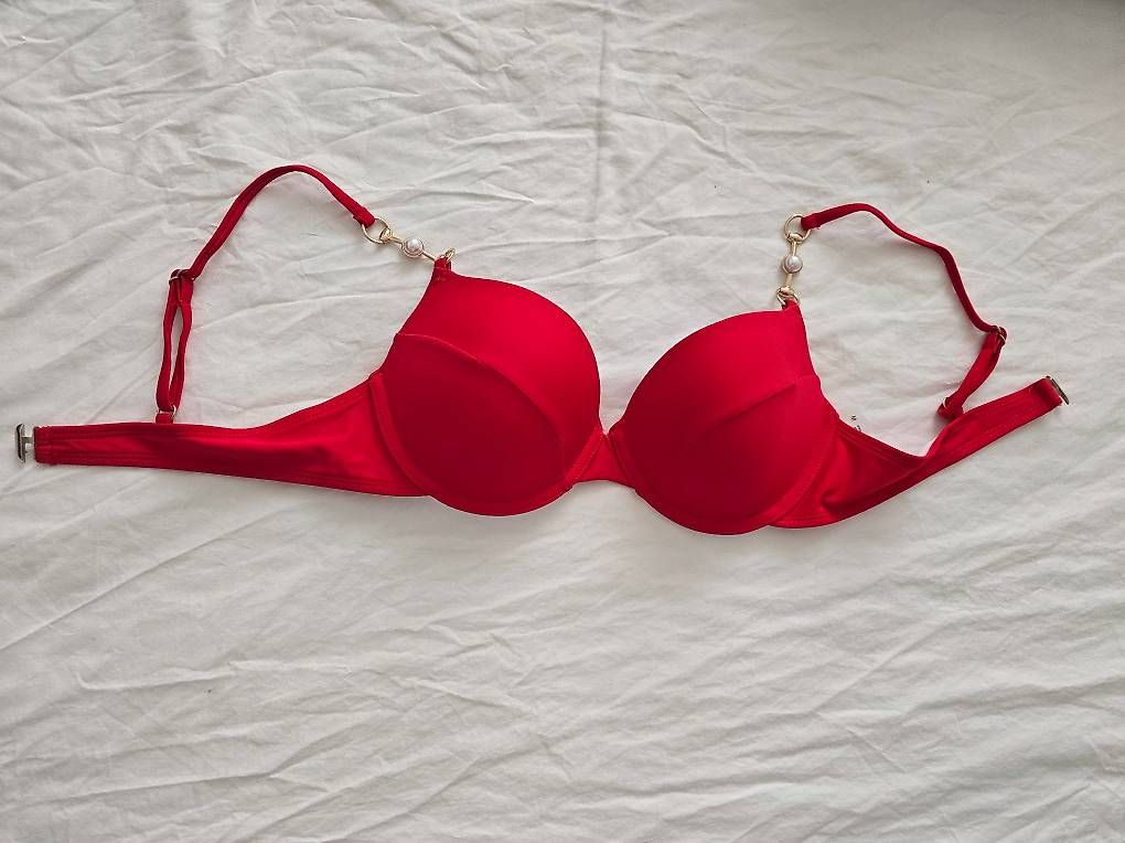 Costumi da bagno & Bikini: Bikini - couleur rouge – Usato da Cheseaux-Lausanne venduto da Ana_Gandarinho 2