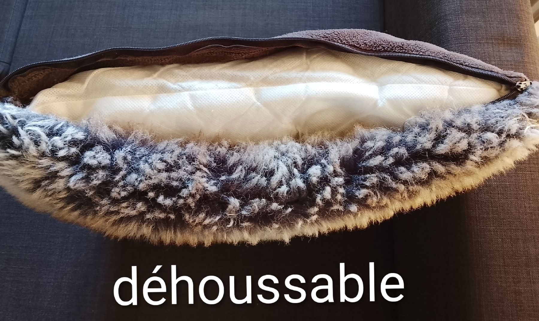 Kissen: Lot de quattre coussins – Gebraucht aus Couvet von fat_kyl7 5