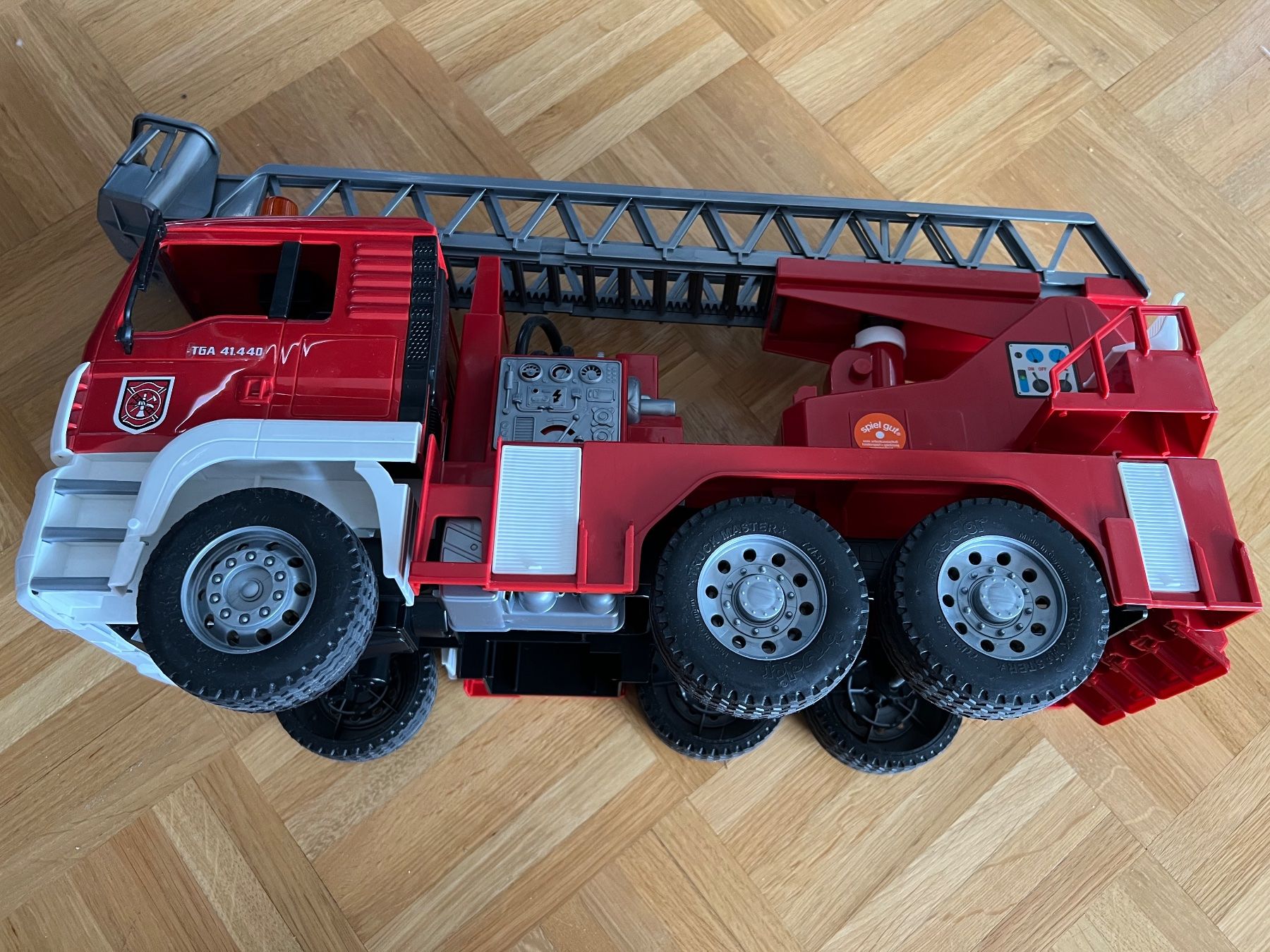 Giocattoli: Feuerwehr Spielfahrzeug – Usato da Kilchberg ZH venduto da Von_dutch 4