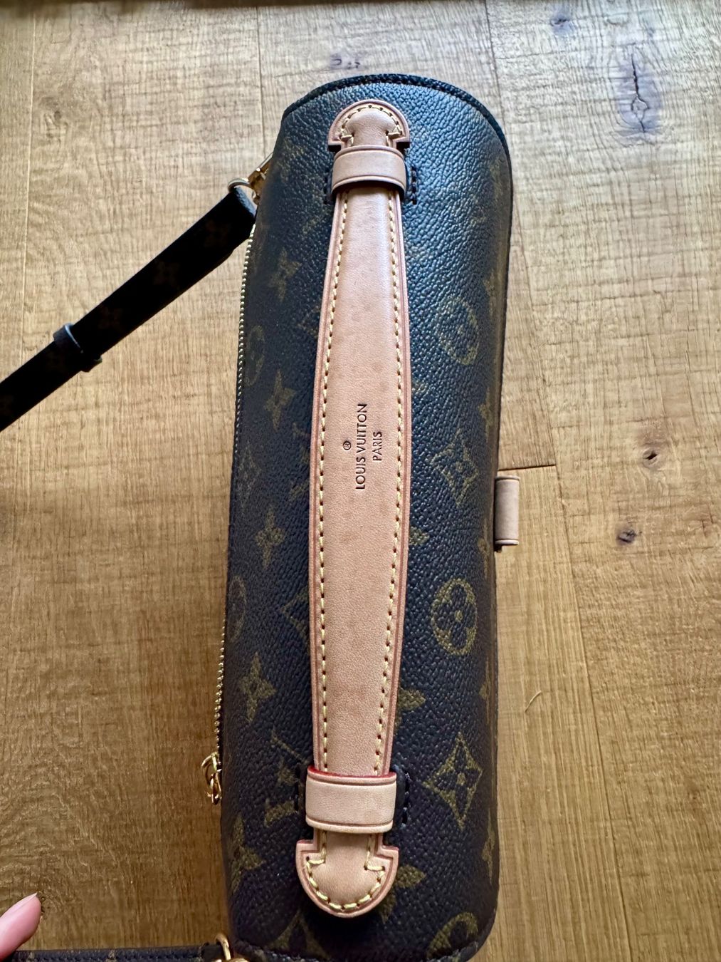 Louis Vuitton Borse da donna: Louis Vuitton Pochette Métis – Usato da Zürich venduto da liv_fm26 2