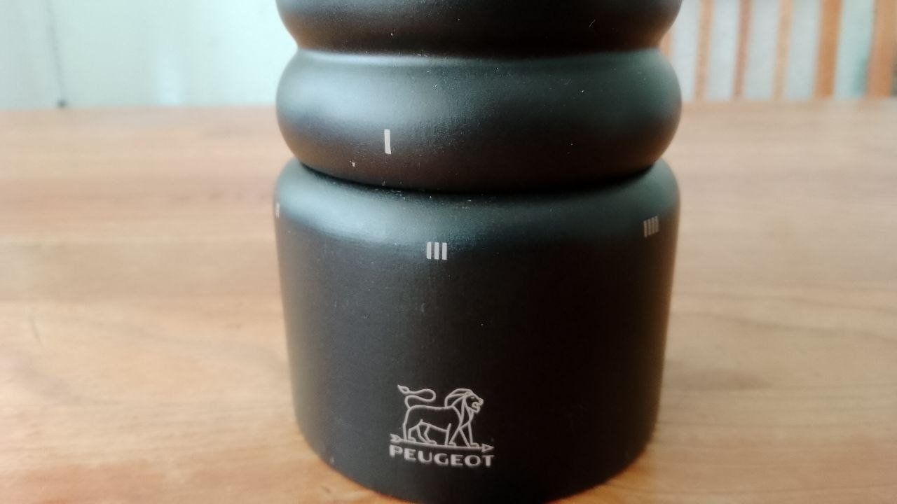 Cucine complete: Grosse  Pfeffermühle  Peugeot – Usato da Adliswil venduto da wal_p6tl 1