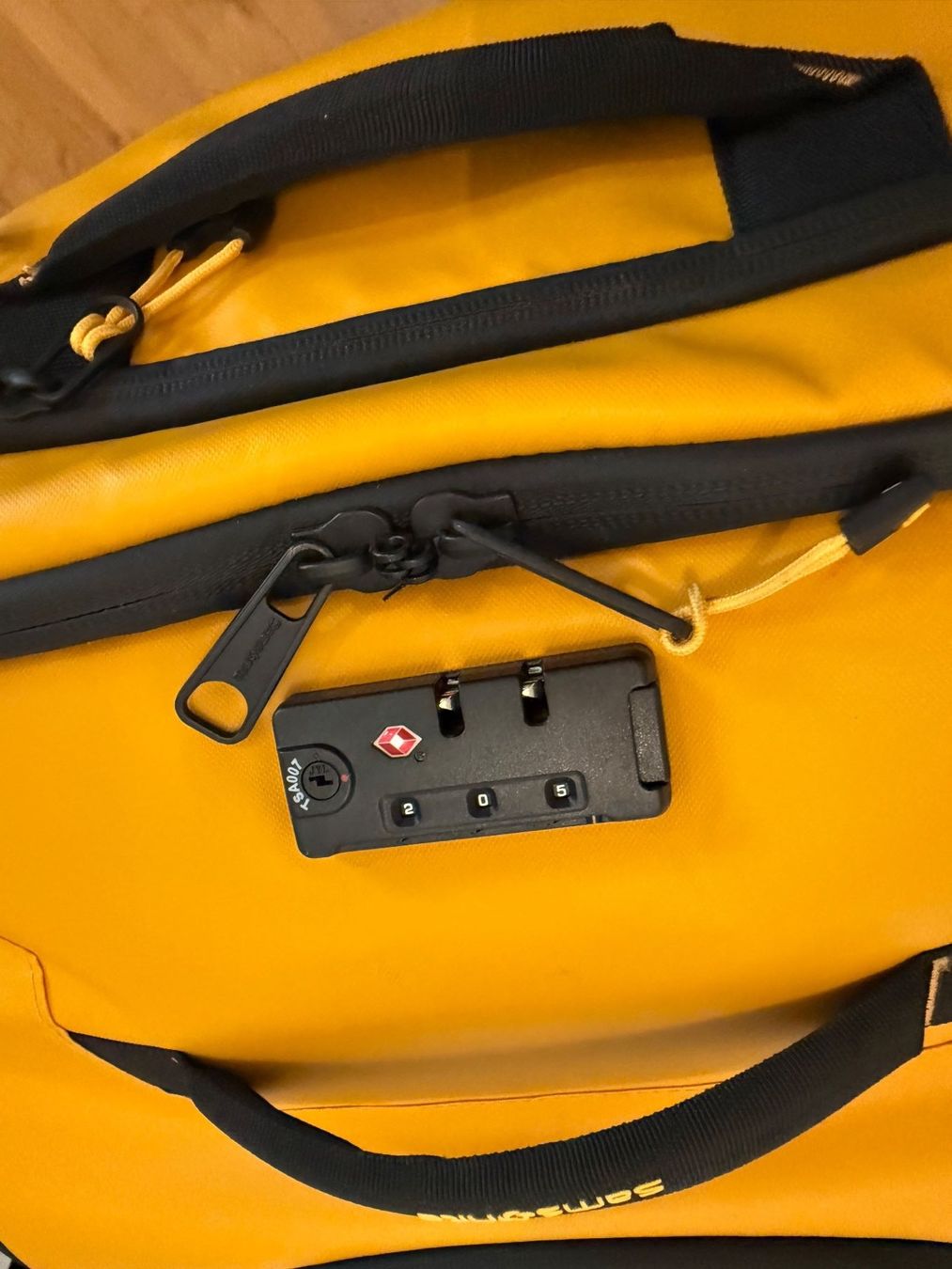 Samsonite Reisekoffer: Koffer Samsonite Ecodiver – Gebraucht aus Zürich von salybug 4