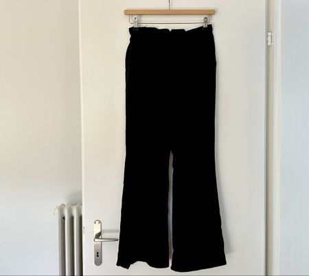 Zara Woman Hose schwarz high waist Grösse M,L guter Zustand