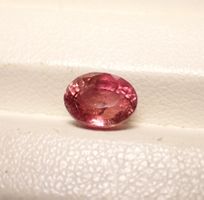 💎 Natürlicher Pink Turmalin 1.83 ct – Oval facettiert