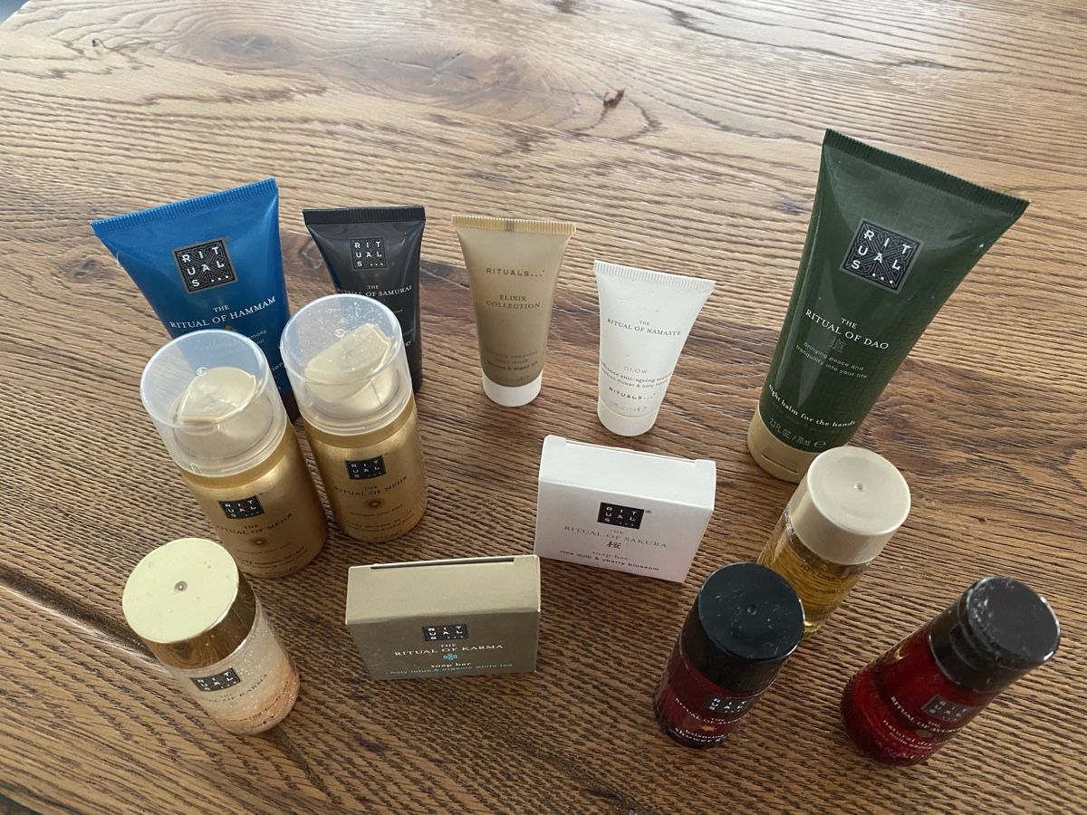 Rituals Altro per la cura del corpo: Rituals 13 Artikel – Nuovo (secondo la descrizione) da Muri AG venduto da sonneblueme10 1