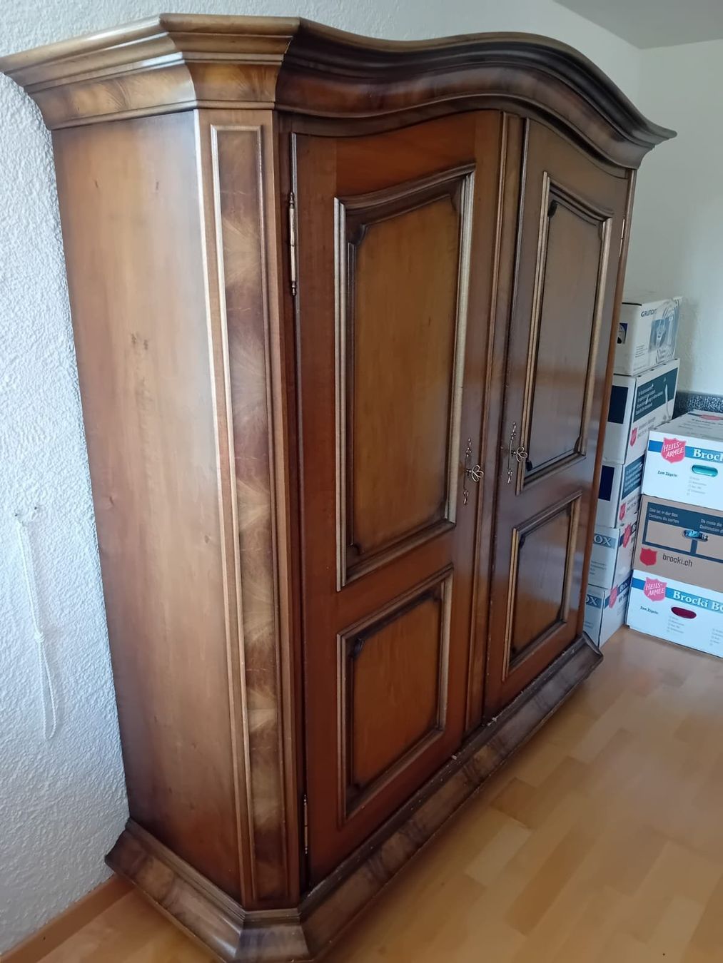 Armadi: Antiker Schrank – Usato da Büttikon AG venduto da fire2000 1