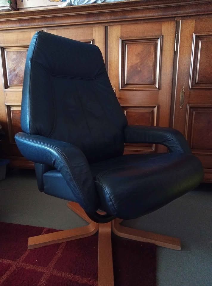 Poltrone: Fauteuil en cuire véritable – Usato da Bienne venduto da Daniel_Schader 1