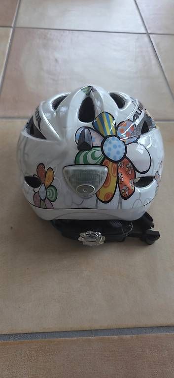 Caschi: Casque vélo avec led – Usato da Sergey venduto da FSD12 2