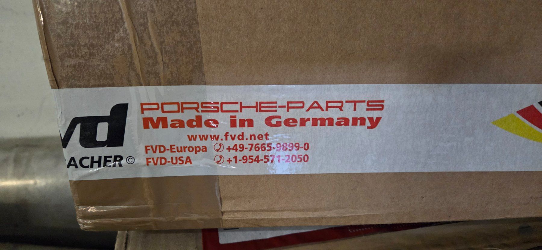 Porsche Toutes les pièces auto: Porsche 997.1 GT3 CS Frontlippe. – D'occasion à Lütisburg par Toggi.Stutzli.Levent 1