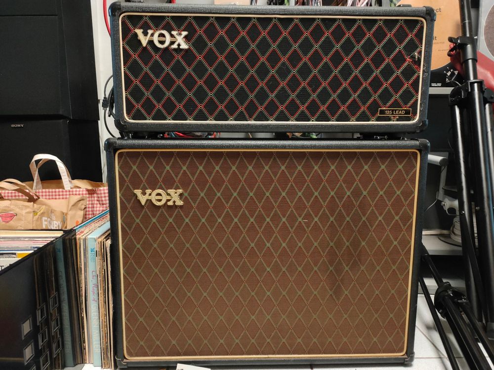VOX 125 Lead und VOX V212BN (Gebraucht) in Allschwil für CHF 493 – nur ...
