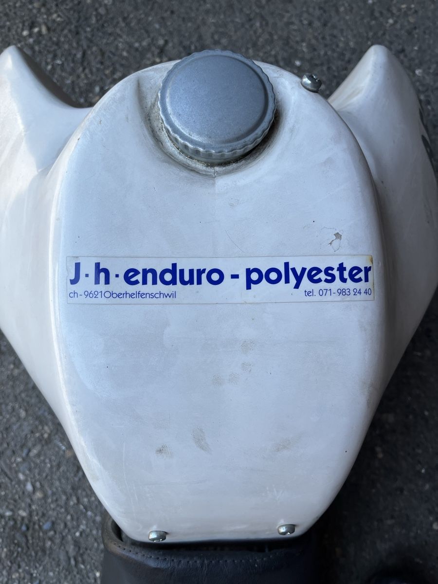 Sonstiges Fahrzeugzubehör: XT600Z Ténéré Polyester-Tank – Gebraucht aus Bern von Fletero 1