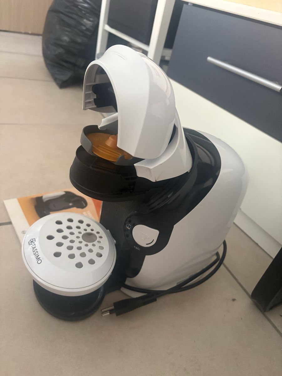 Bosch Kaffeemaschinen & Espressomaschinen: Machine a cafe Tassimo Style occasion bon etat – Gebraucht aus Bière von jojo112 1
