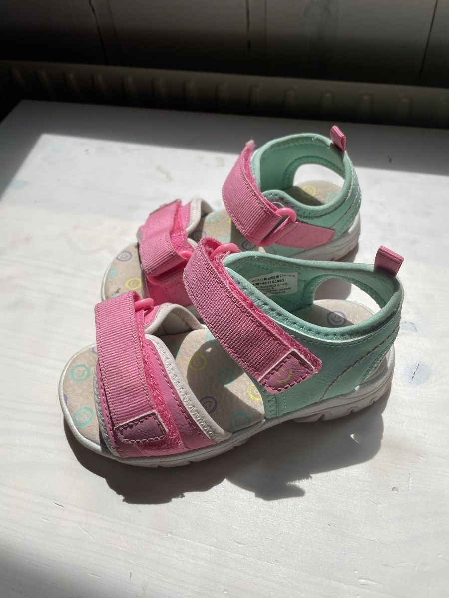 Scarpe per ragazze: Sandale Gr. 25 – Usato da Weinfelden venduto da Maurii15