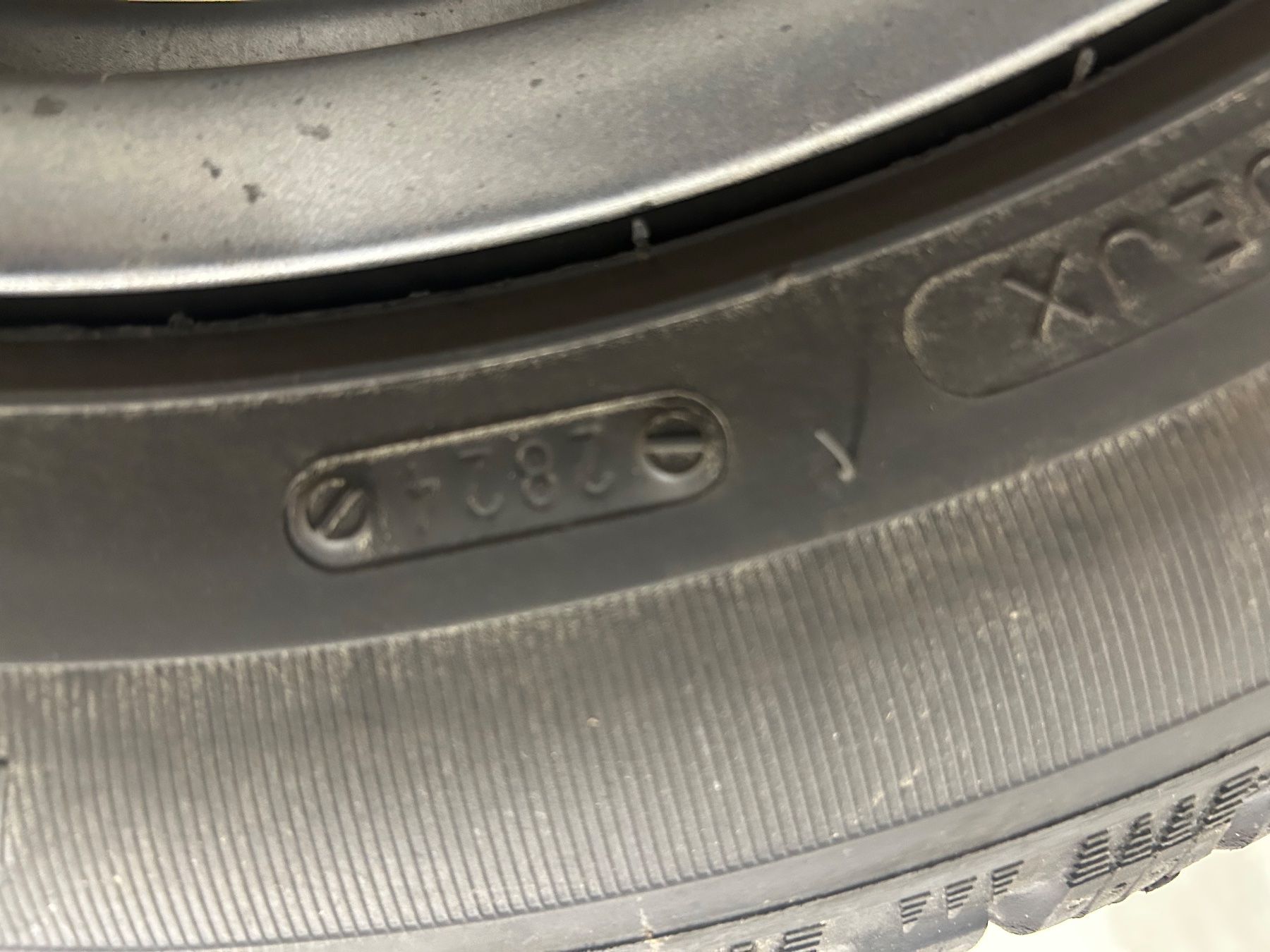 Pneumatici & Ruote complete: Winterreifen – Usato da Flawil venduto da ger_8q7g 5