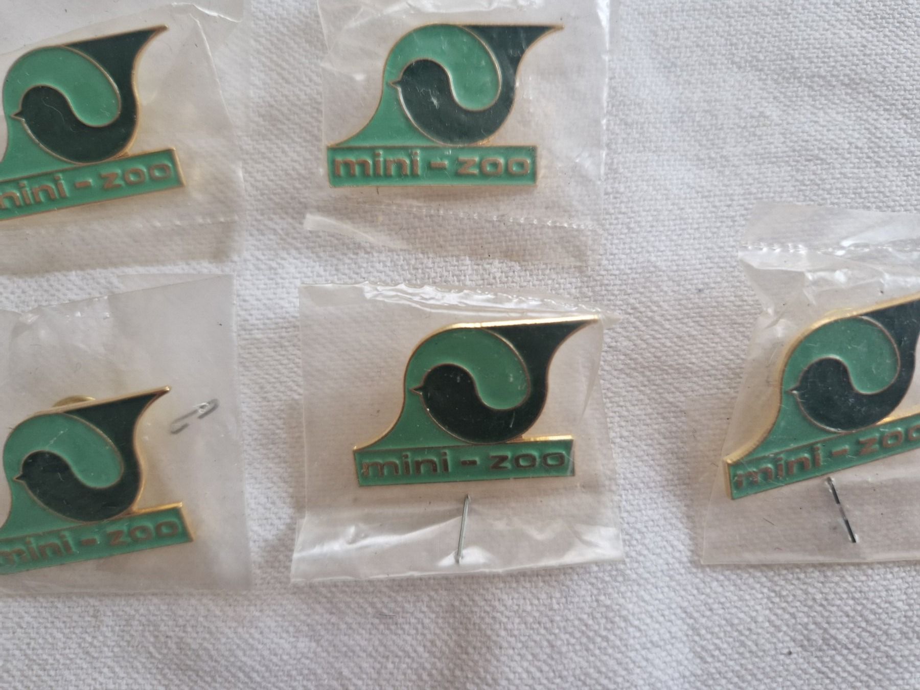 Spille & Fermagli: 5 Pins mini-zoo – Nuovo e nell'imballaggio originale da Rebstein venduto da Ajs_Toy_Palast_1 1