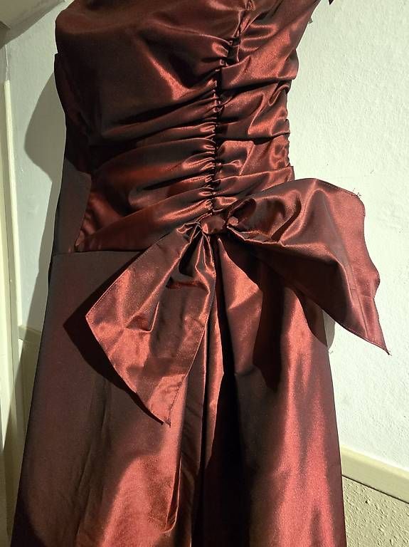C&A Vestiti: Schönes Abendkleid ca.Grösse 42 – Usato da Alchenstorf venduto da lora_o