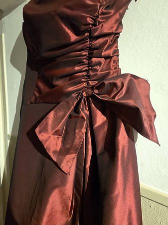 Schönes Abendkleid ca.Grösse 42
