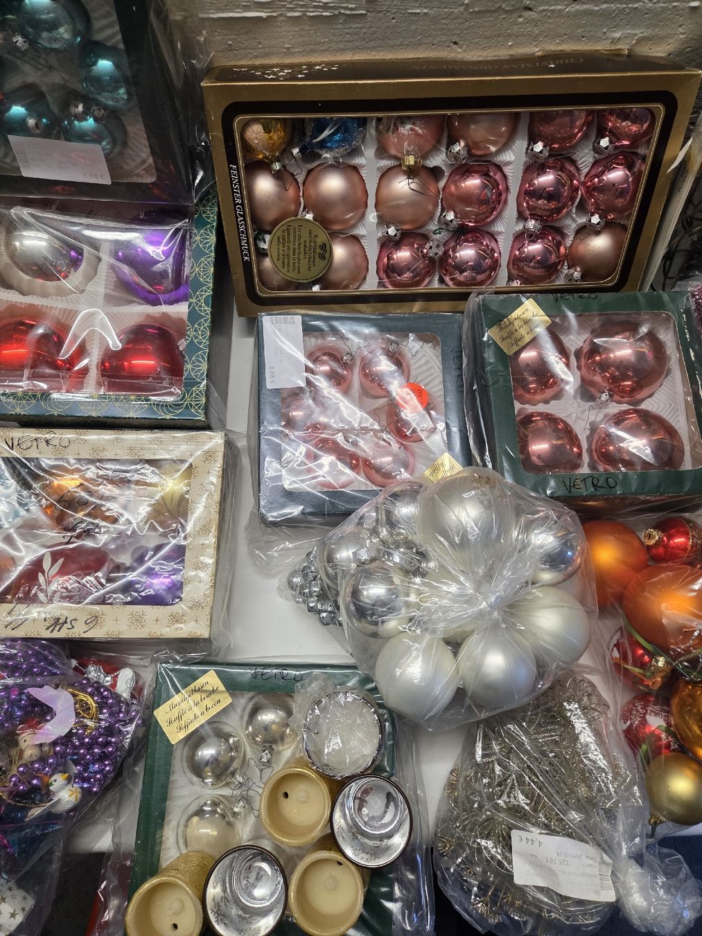Tutte le decorazioni: Weihnachtsbaumschmuck Sortiment diverse Farben, Konvolut.. – Usato da Stans venduto da Ducati16 1