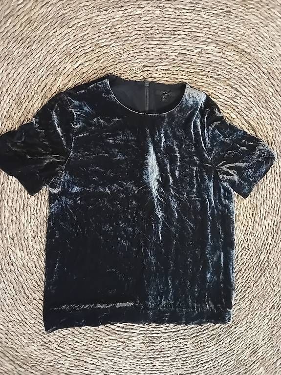 Cos T-shirt: T-Shirt aus Samt von Cos mit Seide – Usato da Zürich venduto da Melianea 2