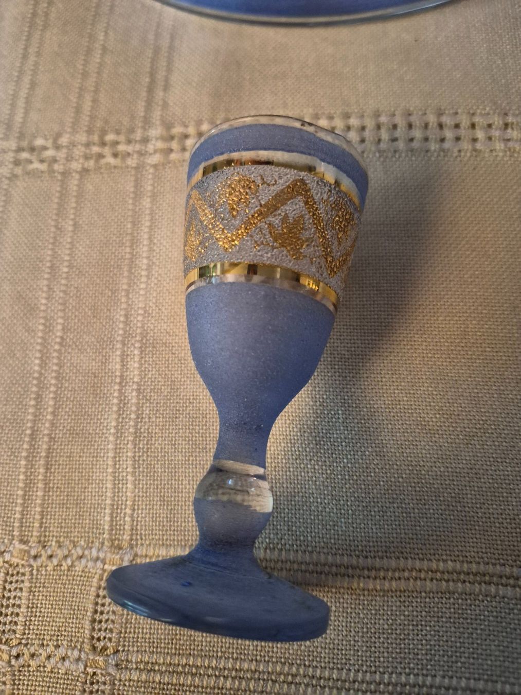 Carafes: Ensemble de verres et carafe anciens – D'occasion à charmoille par mir_my9f 1