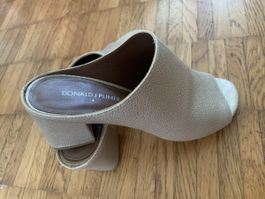 Donald J Pliner leder goldene schuhe