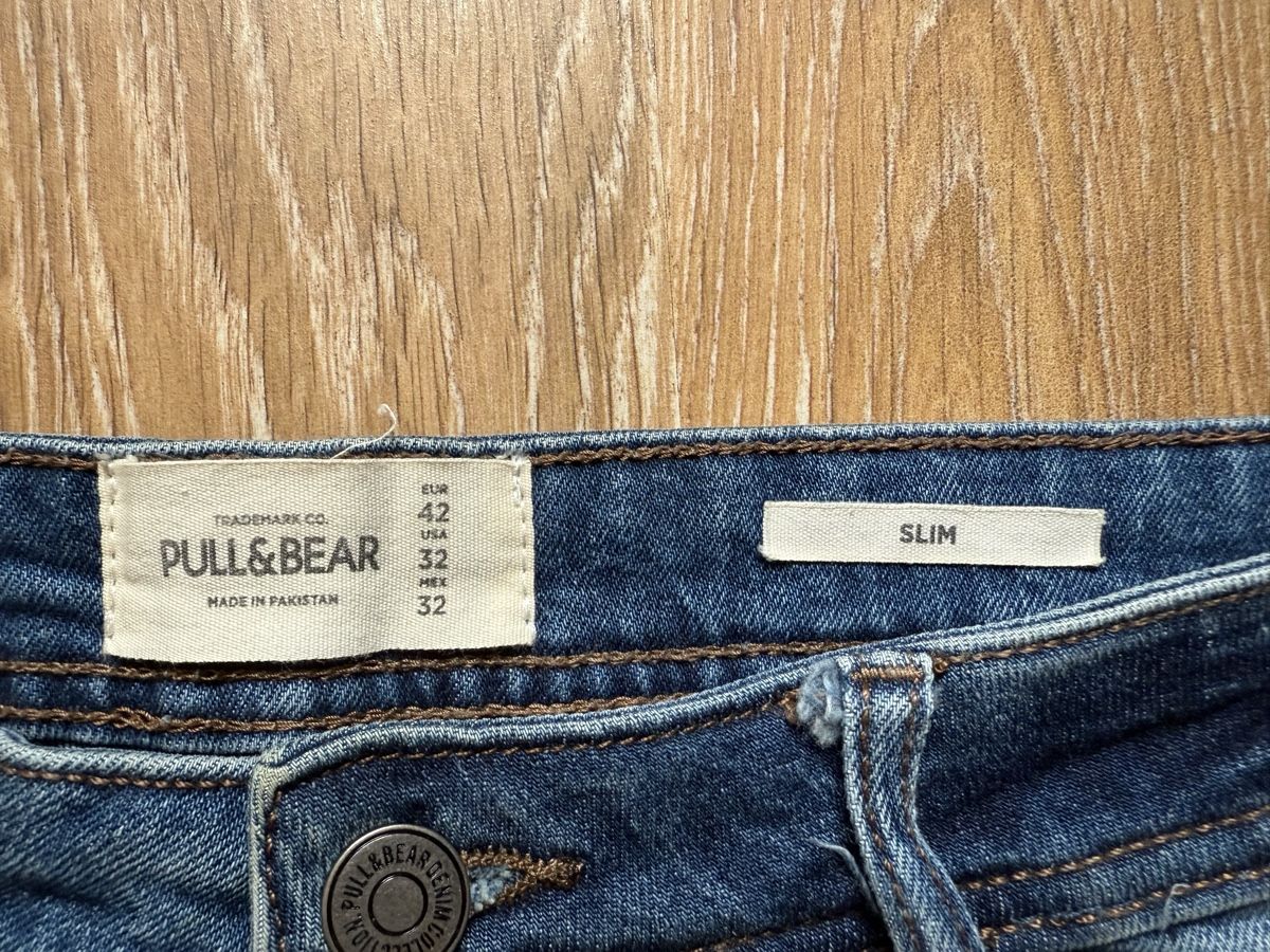 Pull&Bear Jeans: Short jean bleu slim Pull & Bear, t.42 – D'occasion à Tavannes par Thriftshop 4
