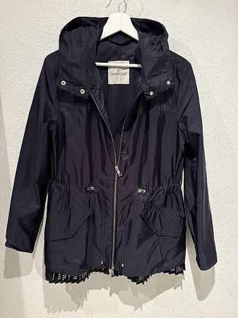 Moncler Regenjacke Grösse M