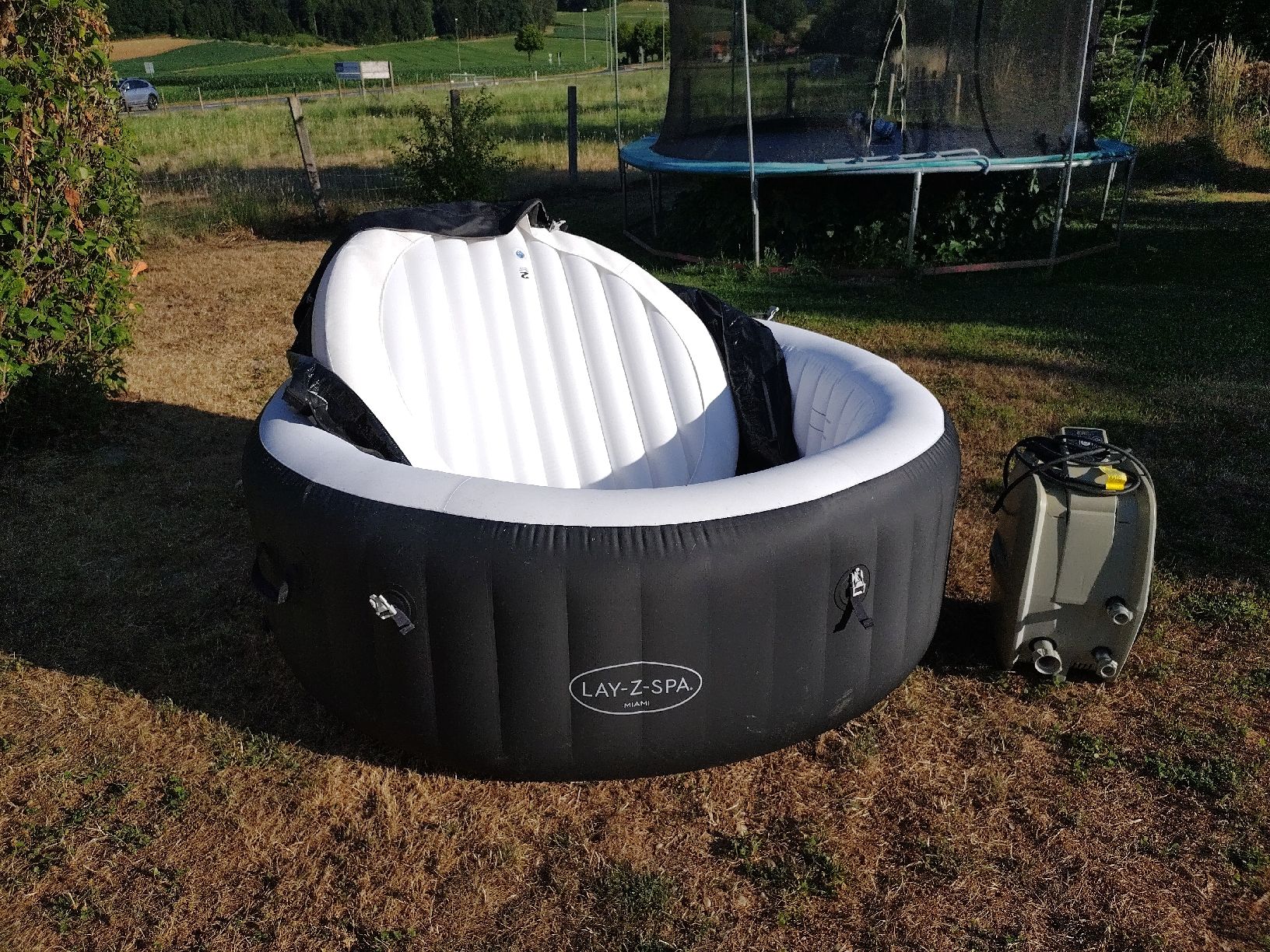 Whirlpool: Whirlpool Bestway Lay-Z Spa Miami – Difettoso da Alberswil venduto da MiSaWi
