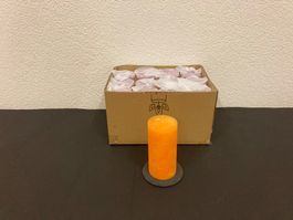 Kerzen 12 Stück a je 6,8 x 14 cm, ca. 420g, Orange Raureif