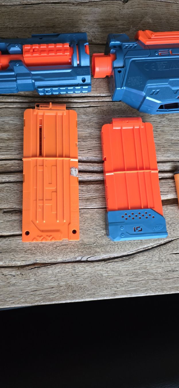 Nerf Giocattoli: Nerf Elite 2.0 Eaglepoint RD8 mit Munition und 2 Magazine!!! – Usato da Schafisheim venduto da LittleZwerg 1