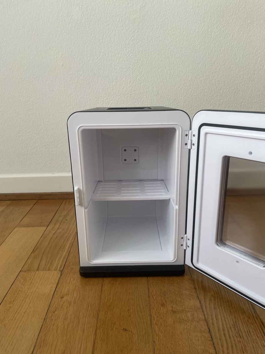 Réfrigérateurs et refroidissement: tectake Miniküschrank – D'occasion à Zürich par RDRDRD 1