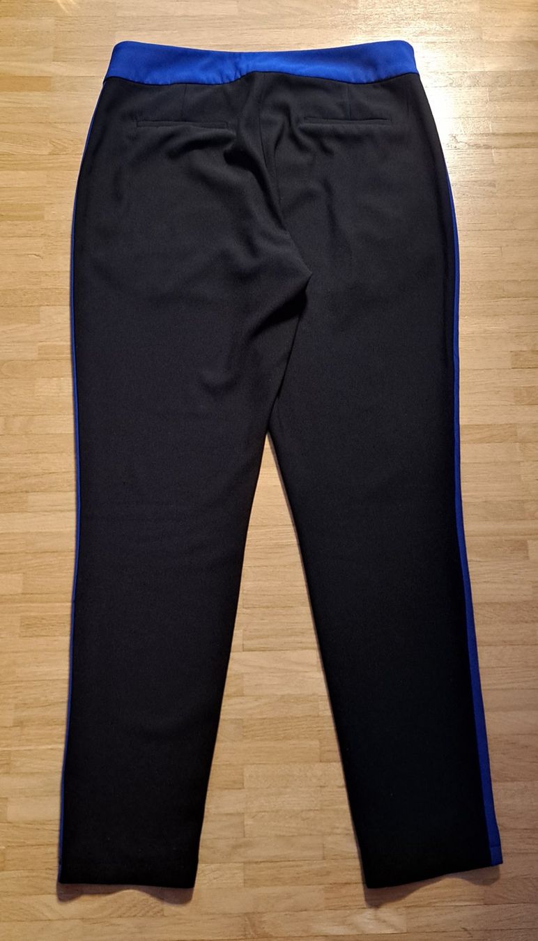 Hosen: Elégant pantalon noir et bleu – Neu (gemäss Beschreibung) aus Le Mont-sur-Lausanne von olatiu 4