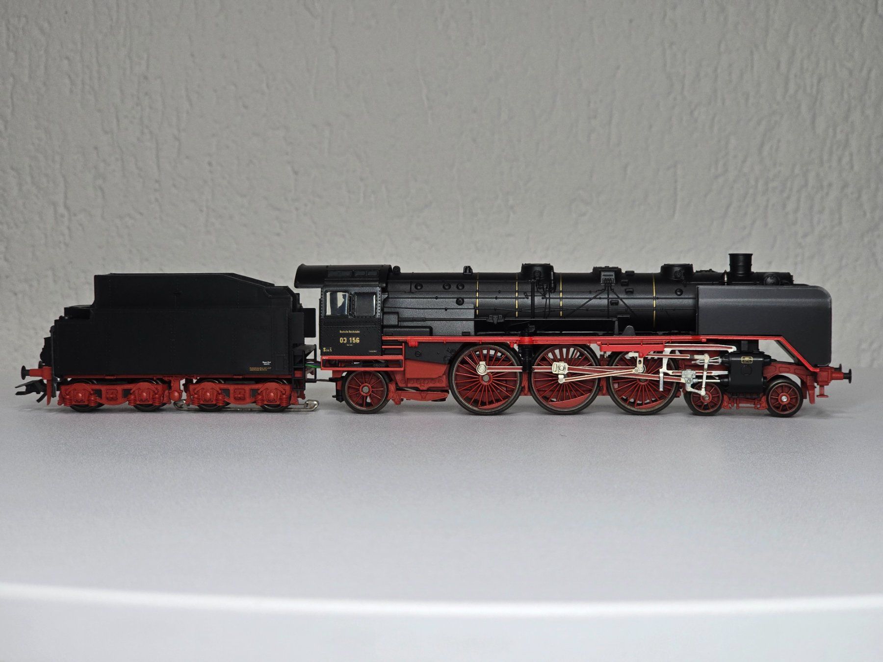 Märklin Modellini di ferrovie: Märklin 37951, DB, BR 03, Digital, Vitrine – Nuovo (secondo la descrizione) da Kloten venduto da Nicola2 4