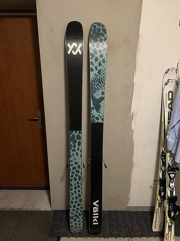 Sci: Völkl Revolt 104 + Marker Jester 16 – Usato da Ebikon venduto da dah_t65r 2