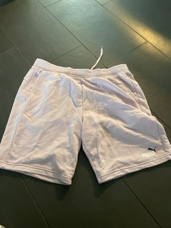 Puma Shorts Gr. XXL Lavendel Neuwertig Sommerliche Freizeith
