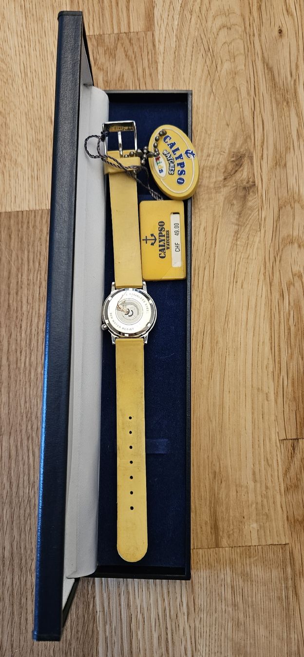Calypso Orologi: Kinderuhr Calypso NEU gelb – Nuovo (secondo la descrizione) da Sundlauenen venduto da kajoglanz 1