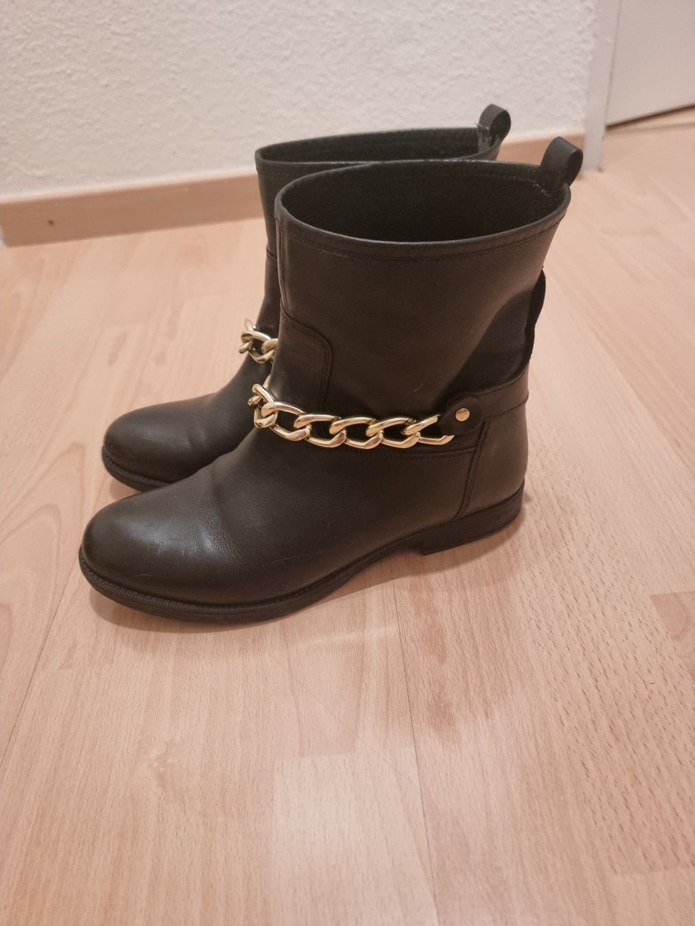 Chaussures femmes: Stiefelette – D'occasion à Affoltern am Albis par Ebruli89 1