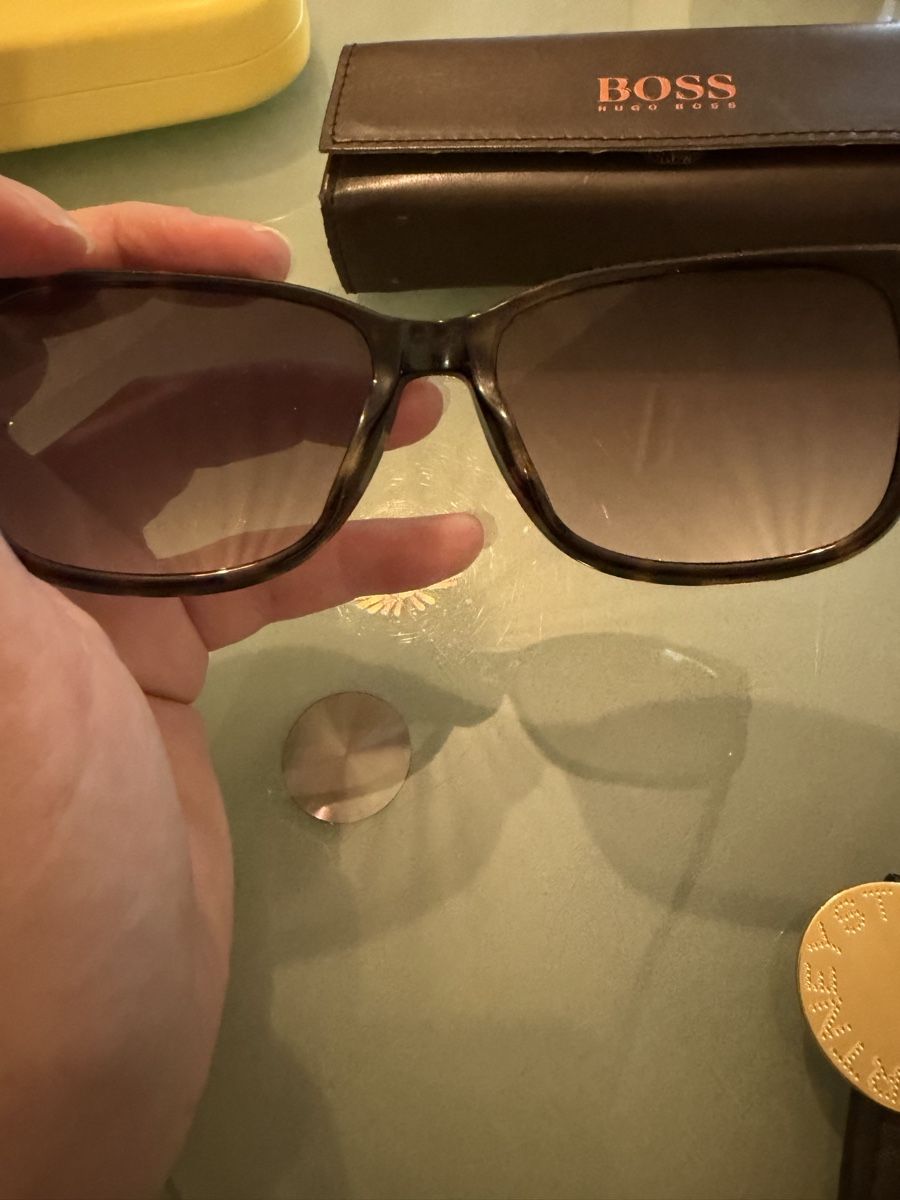 Hugo Boss Occhiali & Lenti: Hugo Boss Sonnenbrille – Usato da Basel venduto da Brunner.T 2