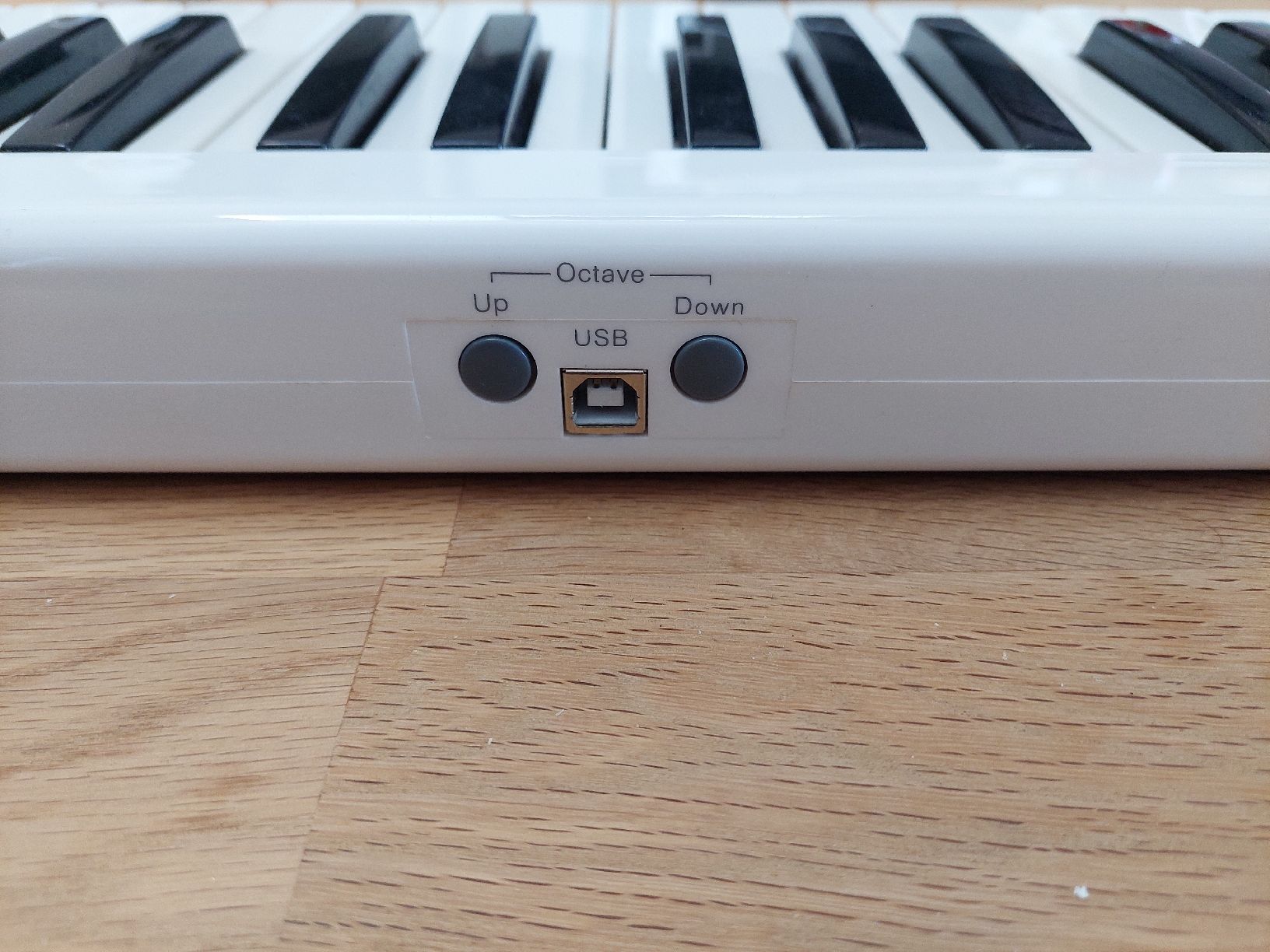 Strumenti musicali: Midi-Keyboard – Usato da Niederönz venduto da Tanaros 2