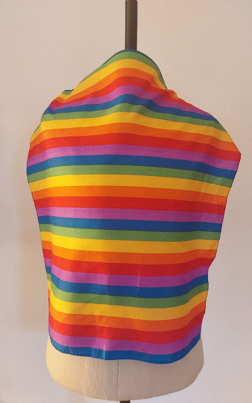 Foulards, Tücher & Schals: Tuch quadratisch Regenbogenfarben Polyester – Gebraucht aus Köniz von scopello12 1