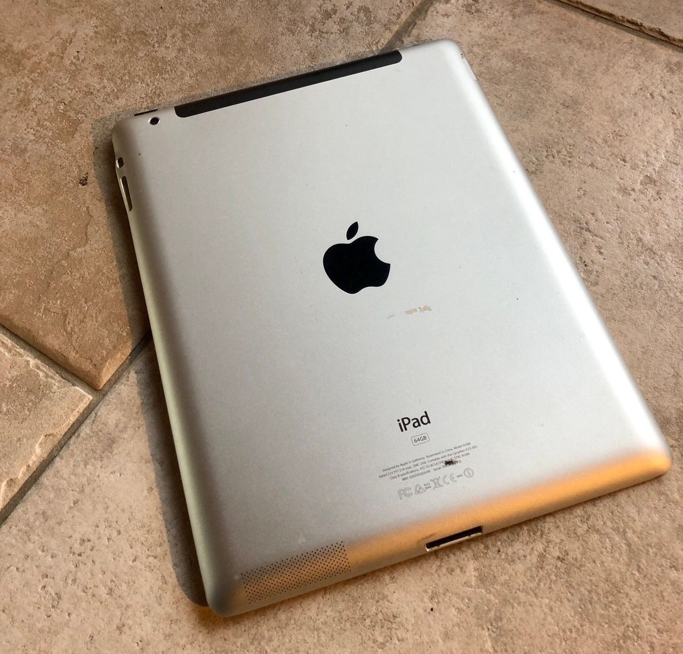 Apple Tablet PC: iPad 2 (2011) 64 GB Wi-Fi + Cellular – Defekt aus Saas-Grund von GarageSaleToday 1