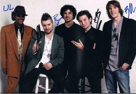 100 Monkeys Jackson Rathbone Autogramm signiert Foto 20x30cm