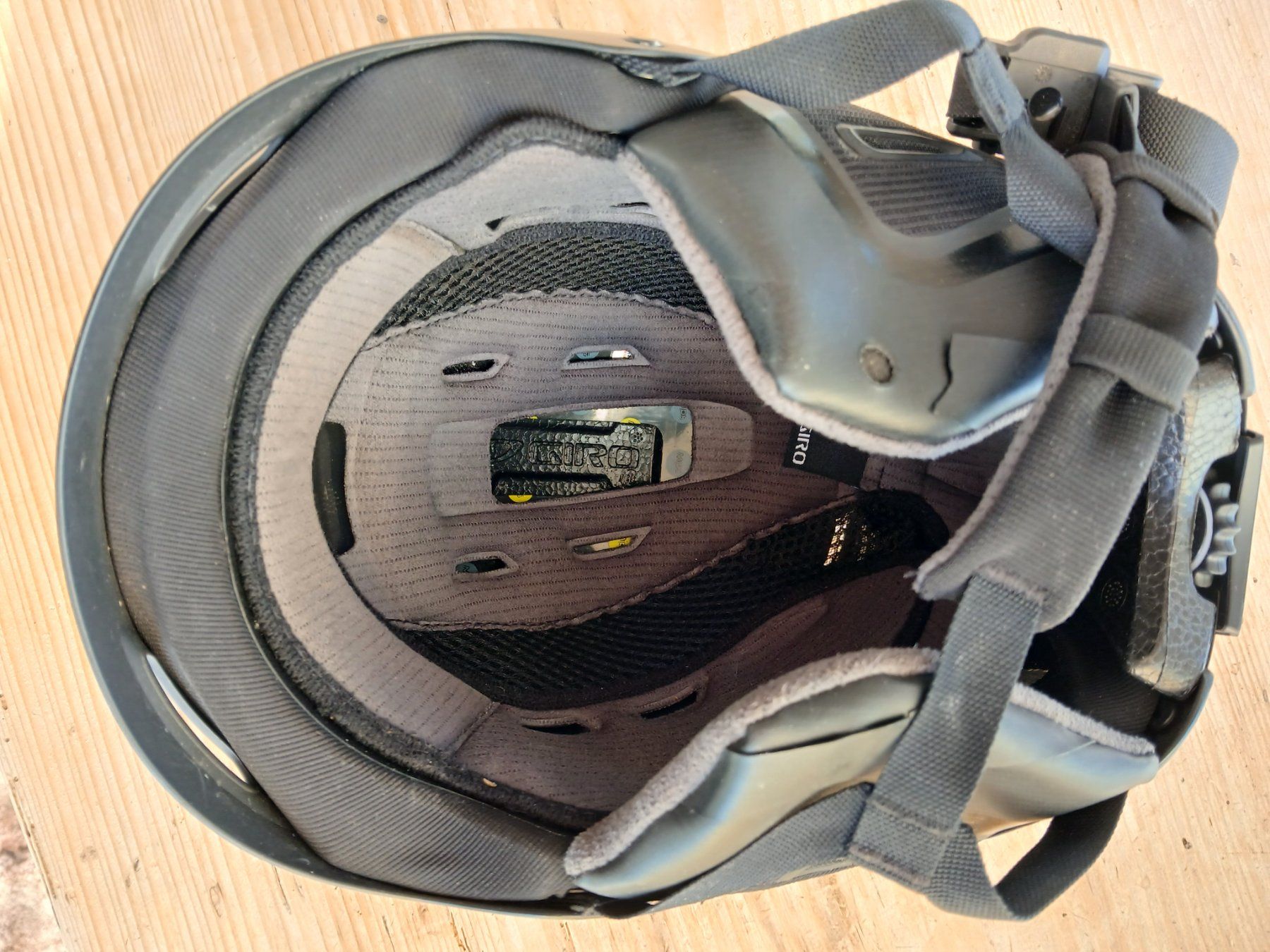 Giro Helme: Ski/Board Helm Giro schwarz S – Gebraucht aus Goldiwil (Thun) von newhome6 3