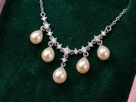 Collier Perles de Reine