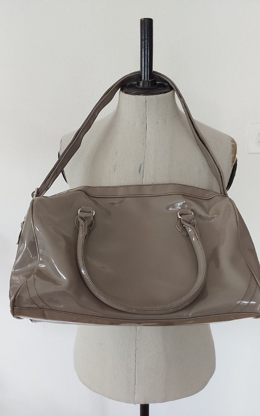 H&M Borse da donna: Tasche Lack H&M graubeige – Usato da Köniz venduto da scopello12 1