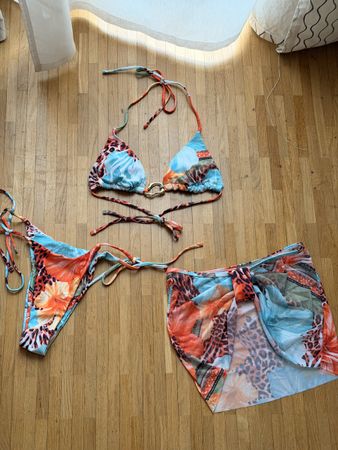 Maillot de bain multicolore 3 pièces