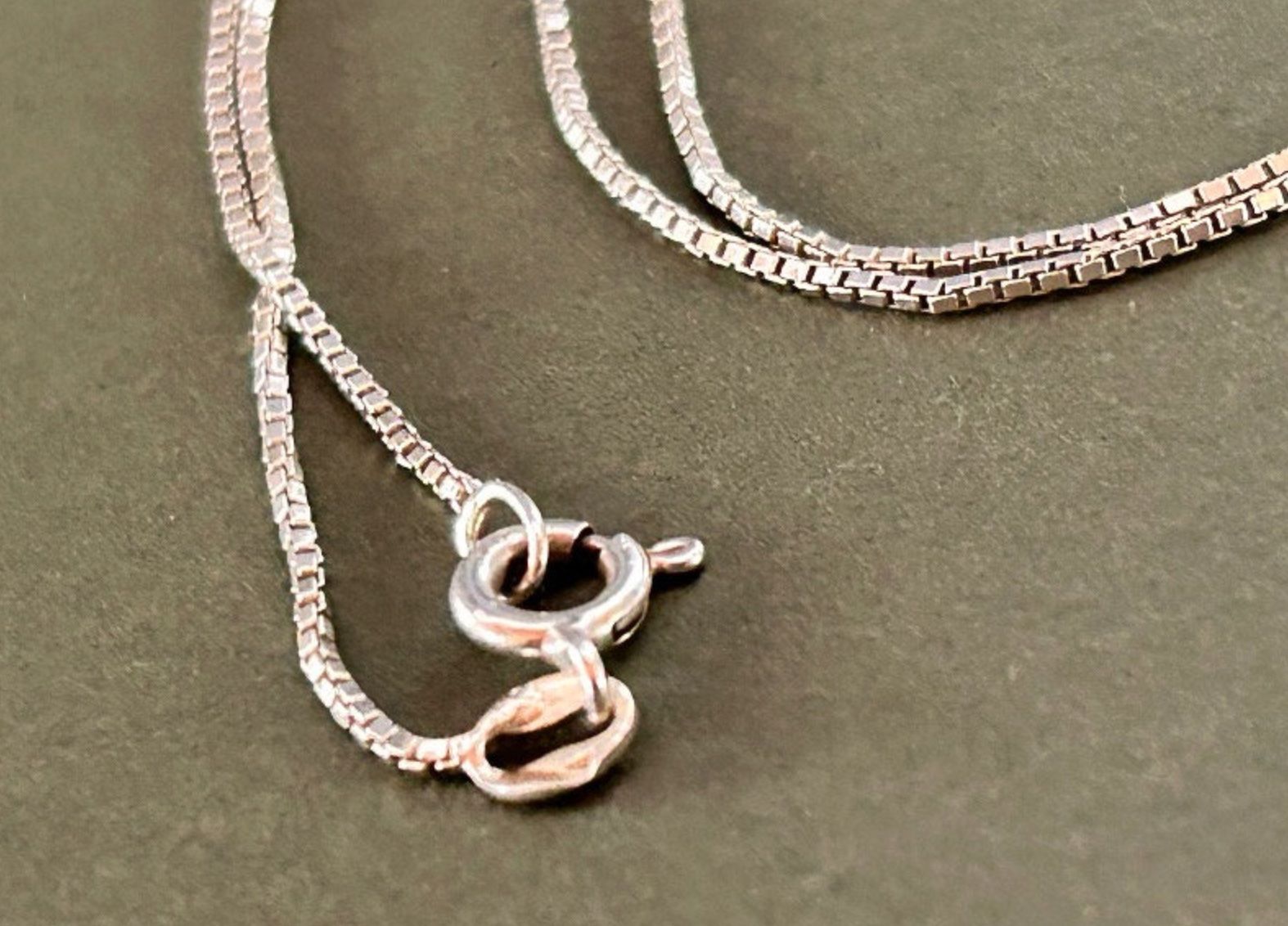 Catenine: Kette Steinbock Silber – Usato da Basel venduto da bellespirit 6