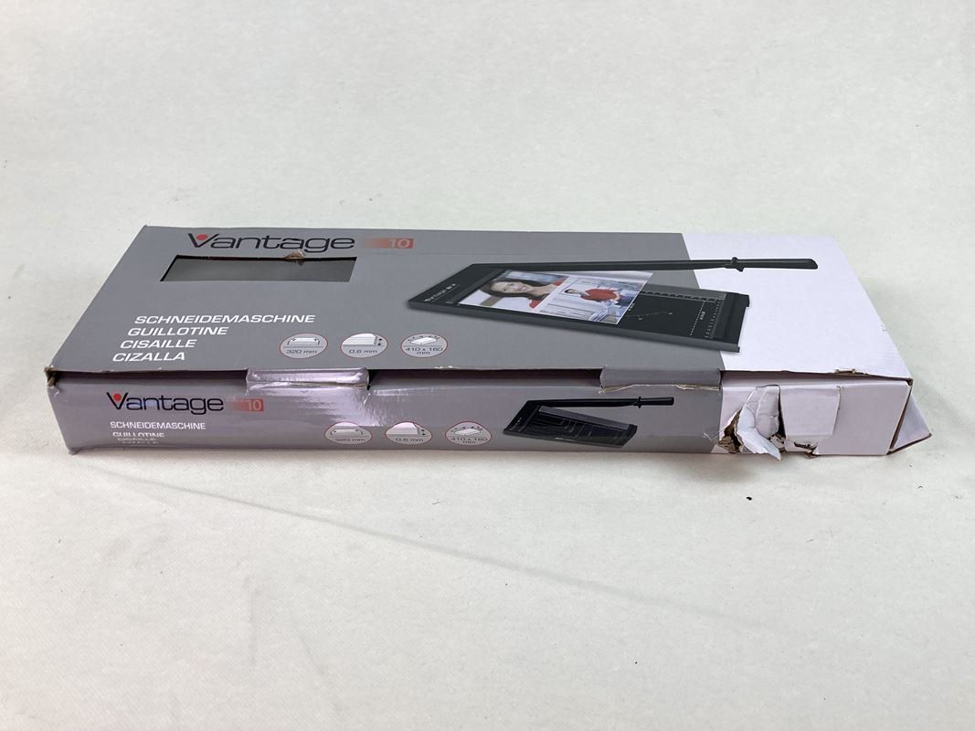 Tutte le macchine: VANTAGE | Schneidemaschine | Schnittl: 320mm – Nuovo (secondo la descrizione) da Wittenbach venduto da Restwert_St-Gallen 1