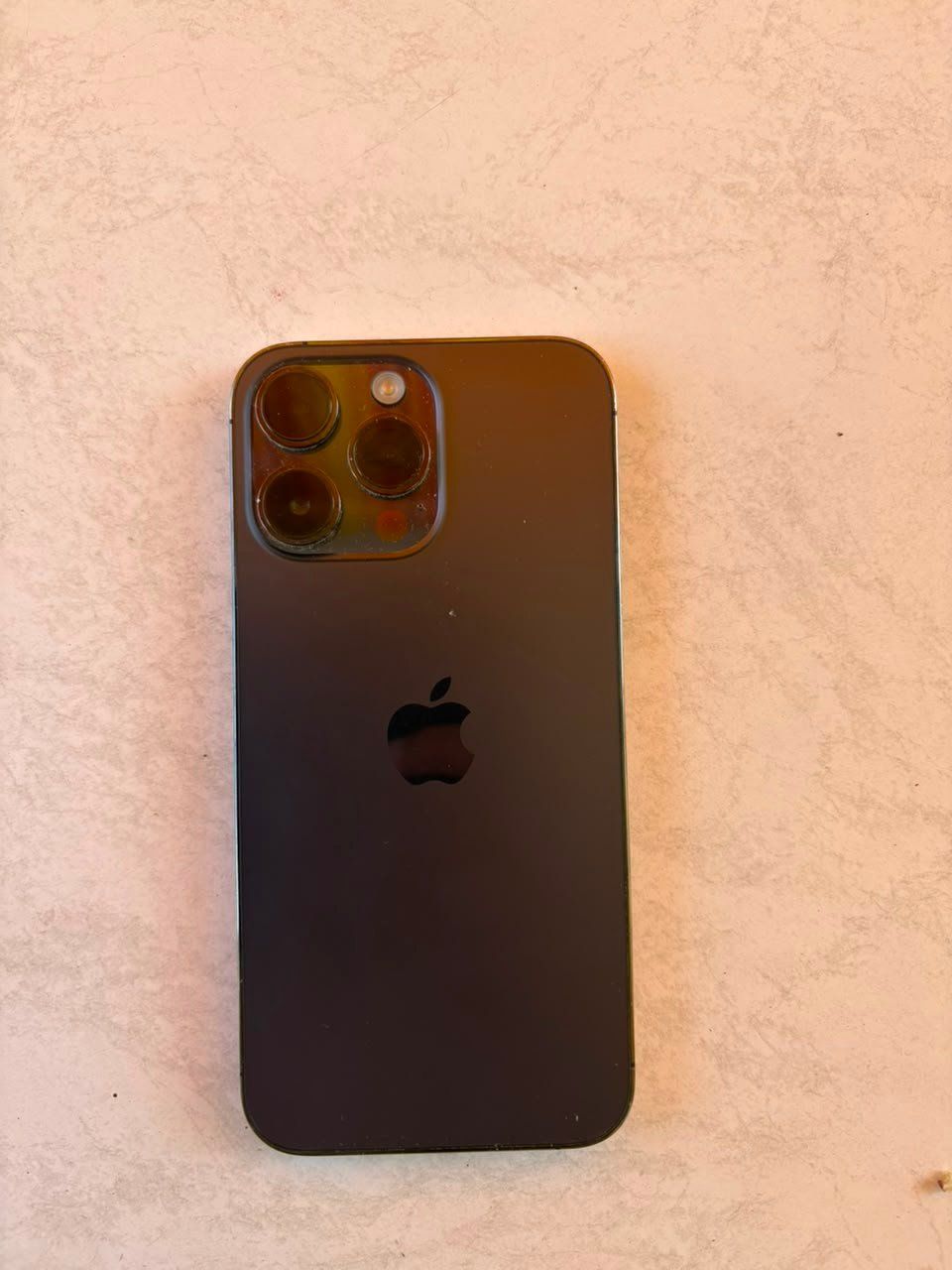 Apple Portables: iPhone 14 Pro Max Violet 256Go très bon etat – D'occasion à Brügg BE par batiko2