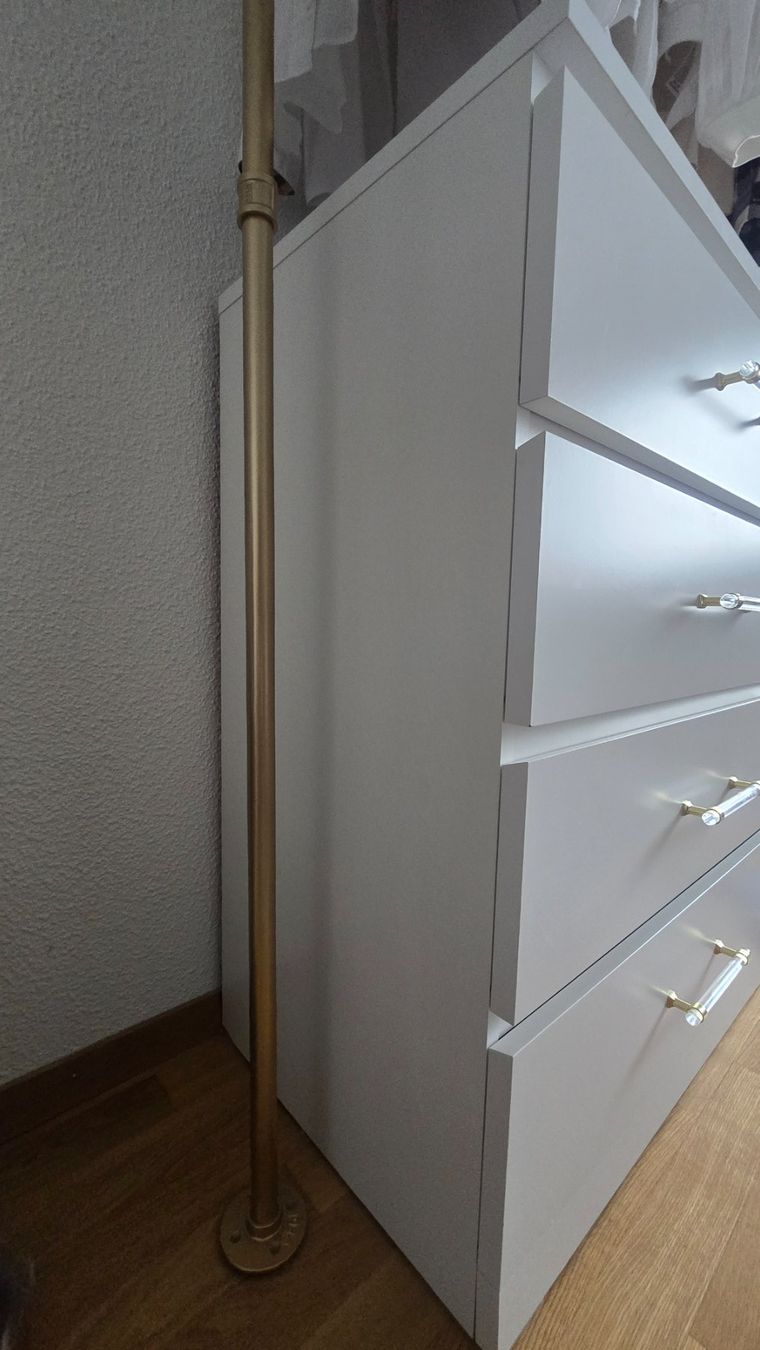 Schränke: GOLD CLOTHES RAIL & IKEA Kommode MALM – Gebraucht aus Zug von zebbra192 3